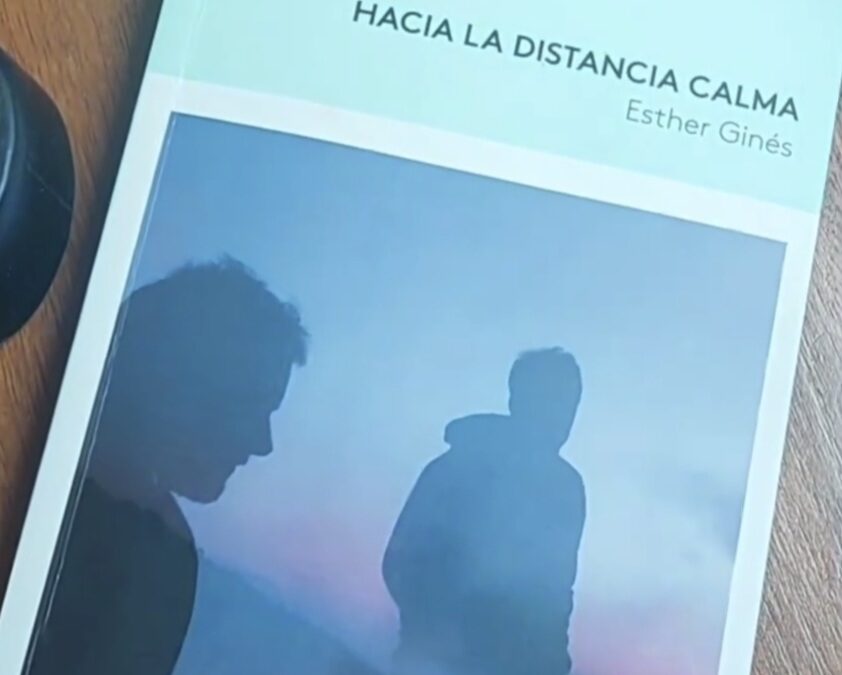 Hacia la distancia calma